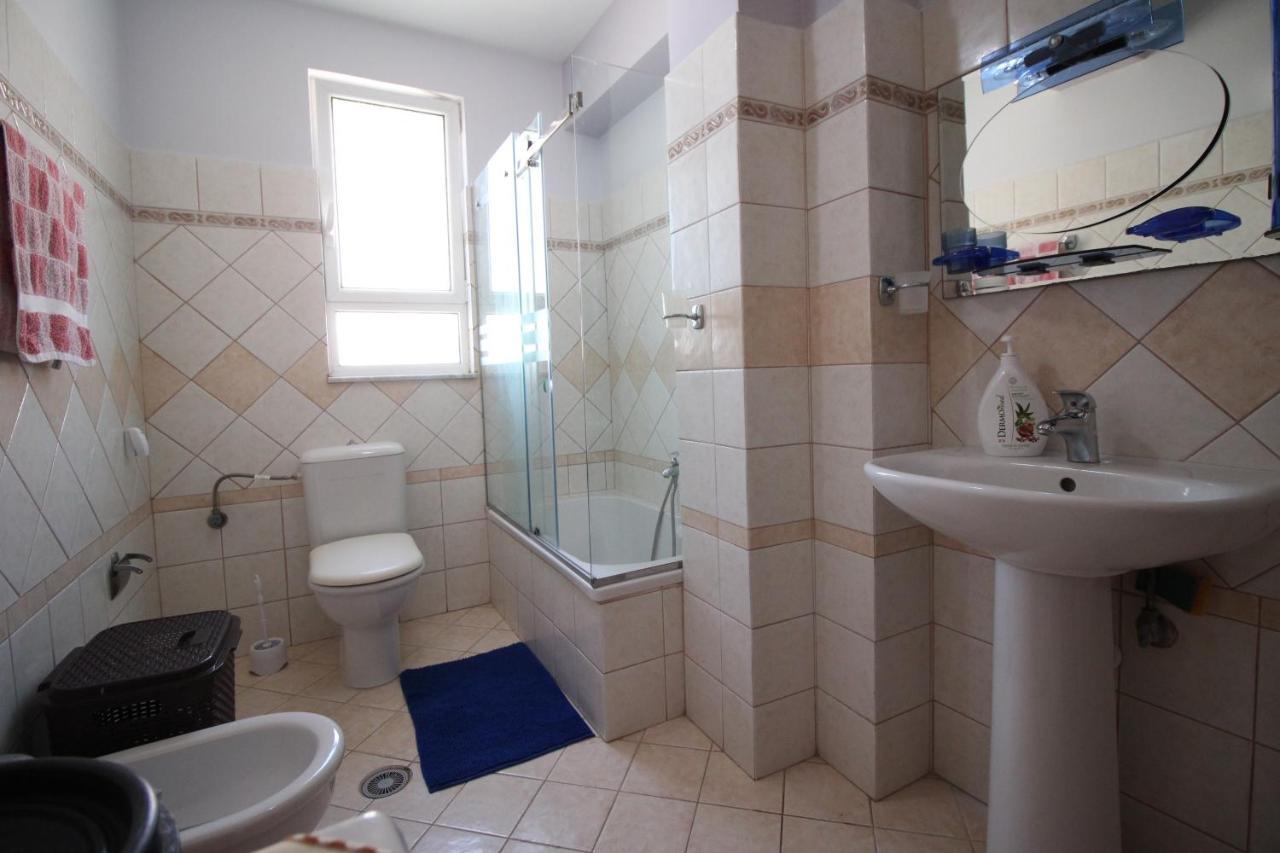 Irina Home Sarandë Exterior foto